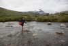 Flussdurchquerung des Bálgatjåhkå